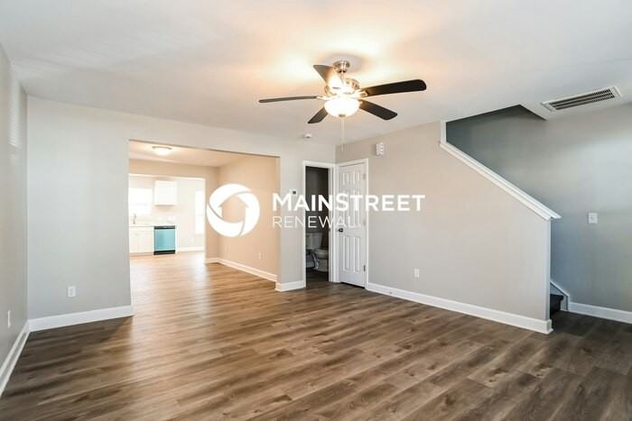1211 Pinehaven Ct - Photo 4 of 15