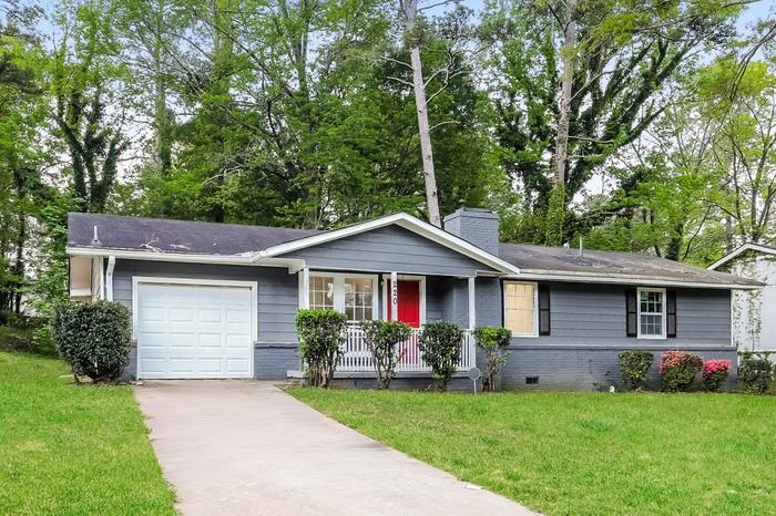 220 Creekwood Ln - Photo 2 of 2