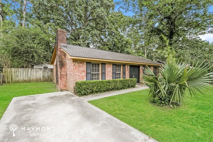 121 Beverly Dr - Photo 4 of 12