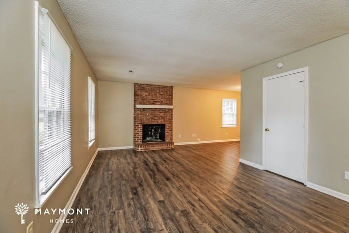 121 Beverly Dr - Photo 5 of 12