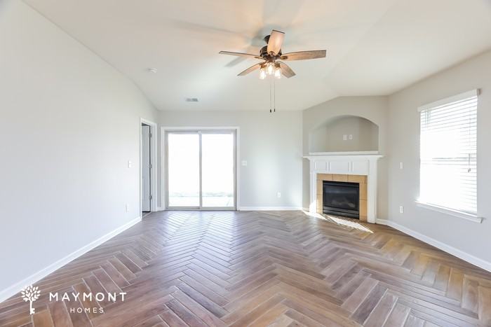 22902 Downing Park Cir - Photo 5 of 12
