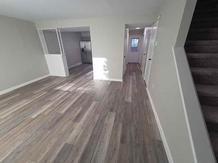 620 N Terrace Dr - Photo 4 of 19