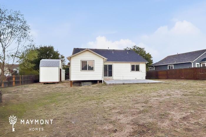 5640 Almont Ave - Photo 3 of 3