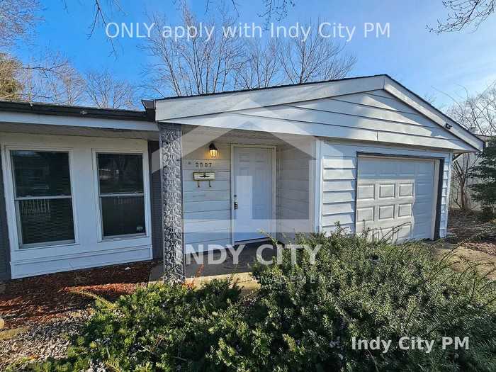 3507 Ireland Dr - Photo 2 of 16