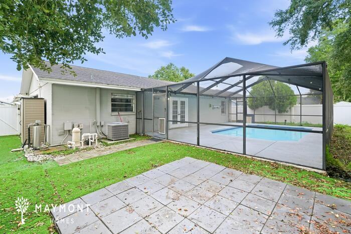 772 Spicewood Dr - Photo 2 of 2
