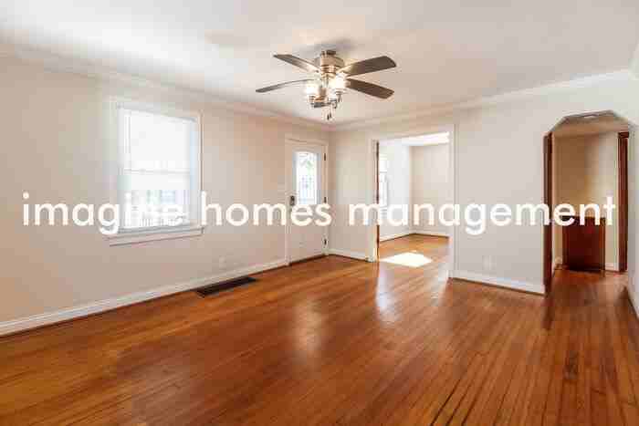 8315 Saint Clair Ave - Photo 5 of 16