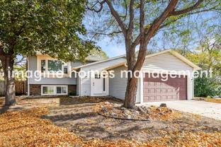 7908 Louisiana Ave N - Photo 1 of 1