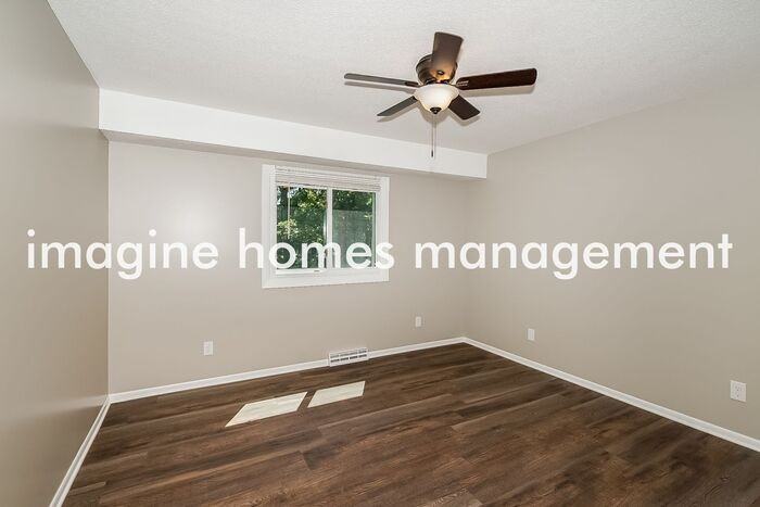7908 Louisiana Ave N - Photo 7 of 19