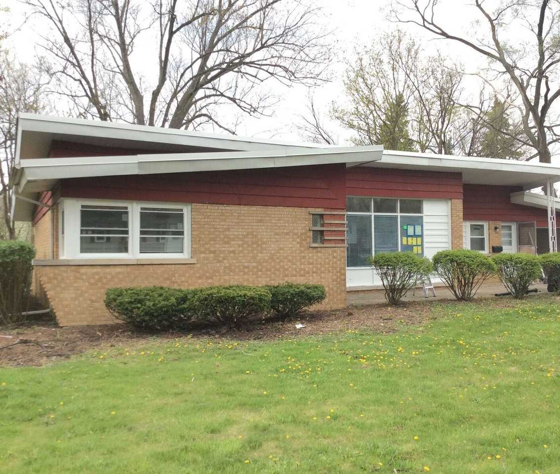 926 Braemar Rd - Photo 2 of 3