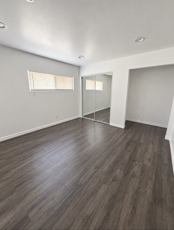 6848 Leland Ave #NA - Photo 5 of 20