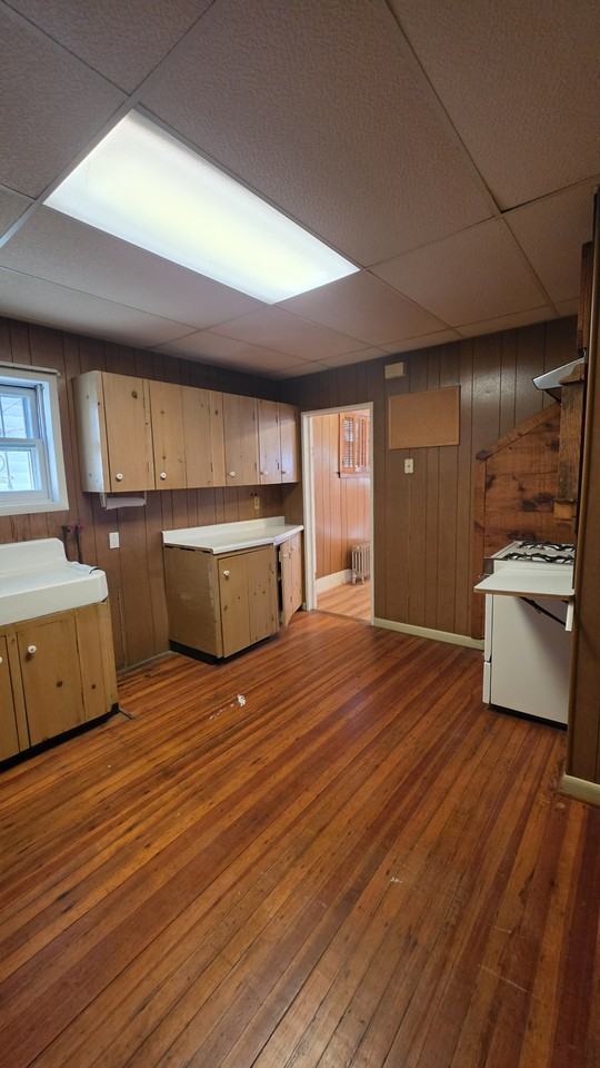 40 King St #1 - Photo 2 of 8