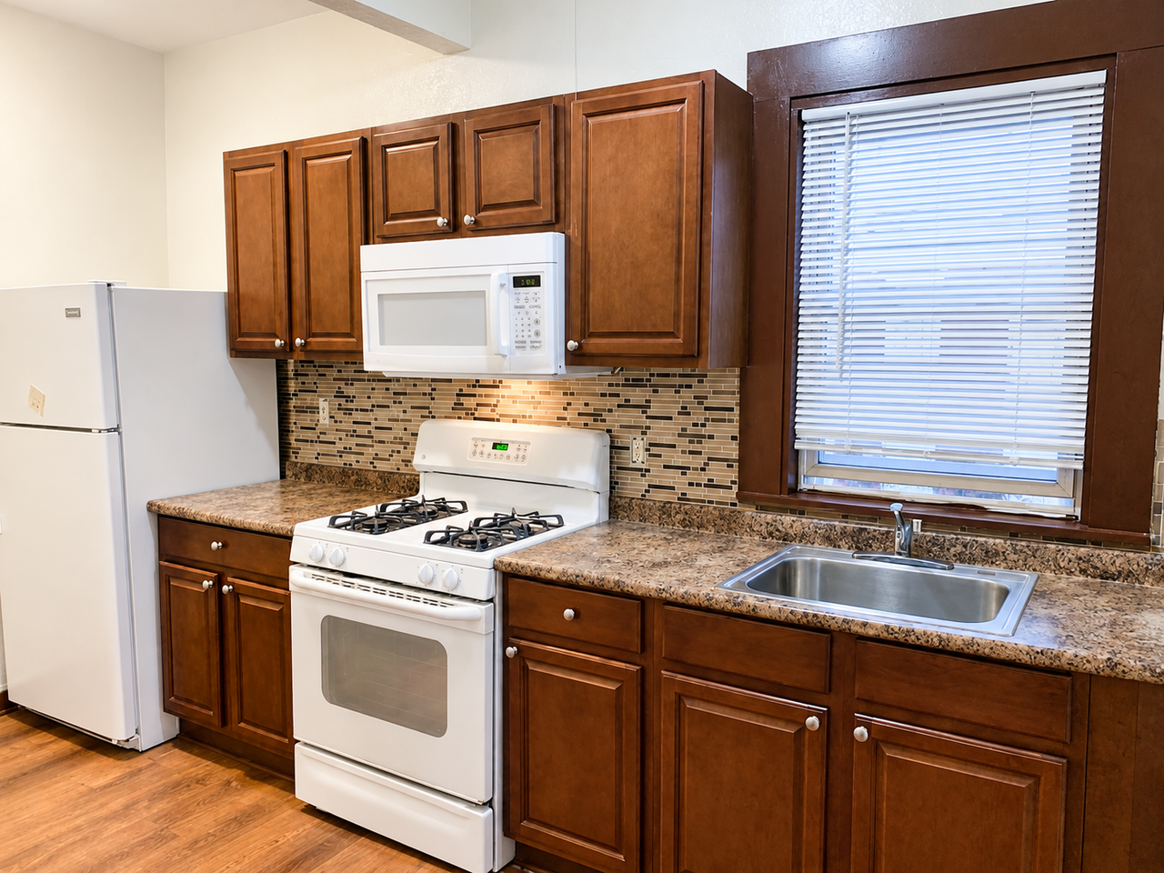 436 Warren Ave #1F - Photo 7 of 11