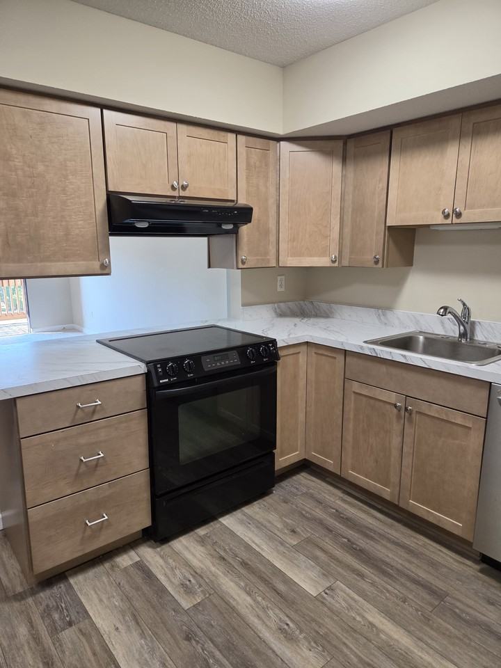 1443 Summergate Pkwy #1443 - Photo 2 of 22