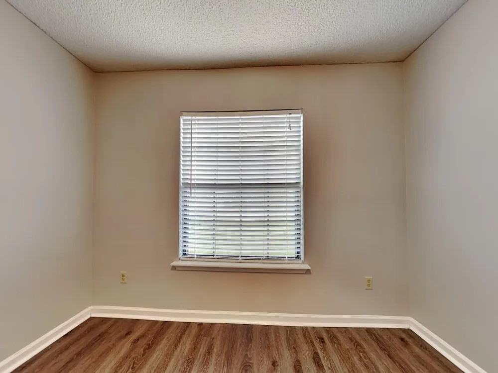 12935 Staffordshire Dr S #NA - Photo 5 of 16