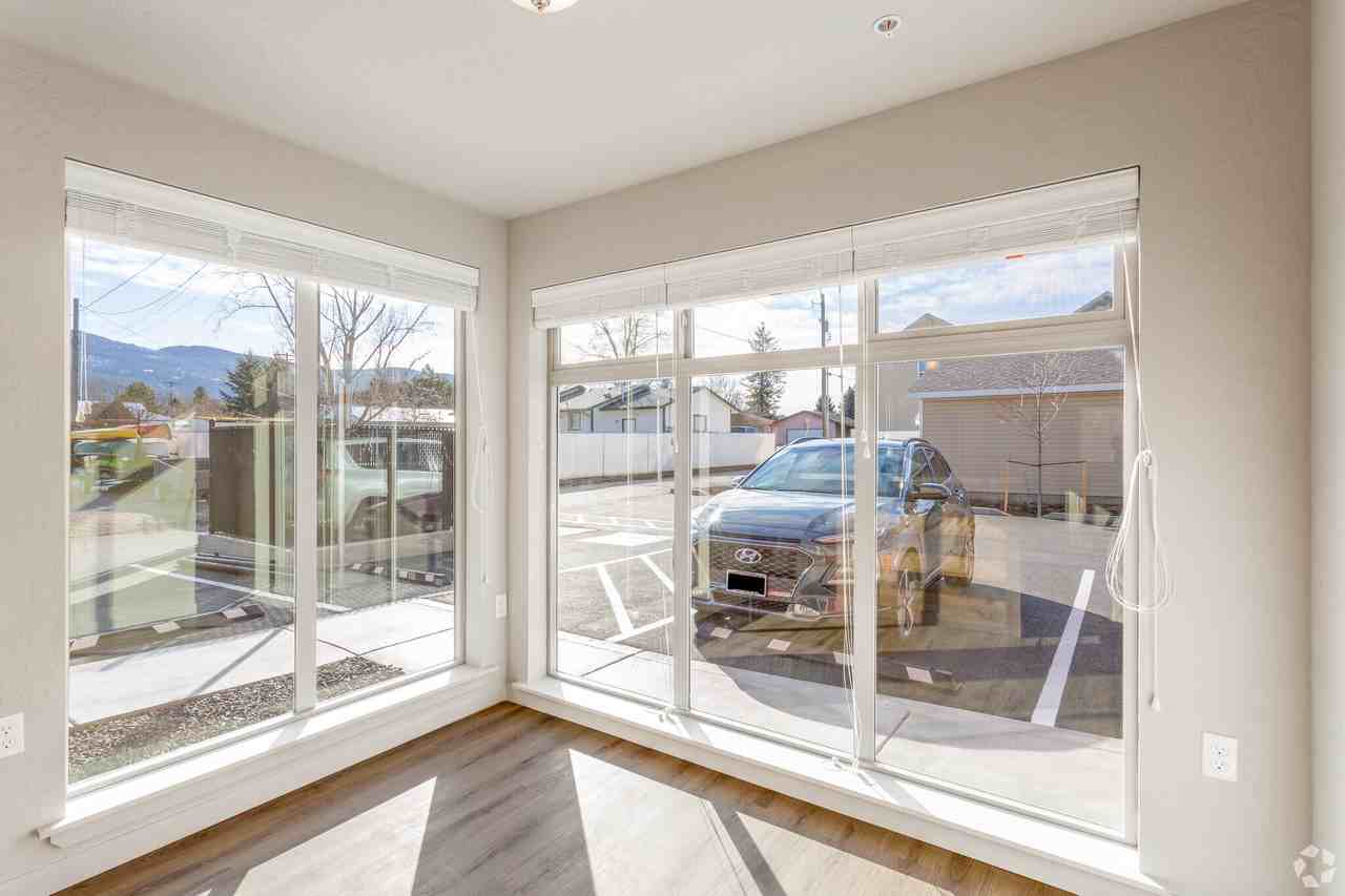 705 E 2nd Ave #104 - Photo 7 of 8