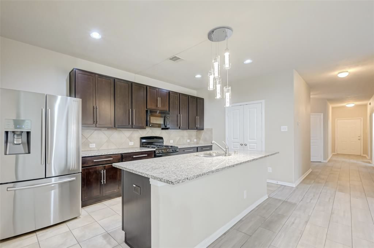 2122 Grand Isle Ln #NA - Photo 7 of 35