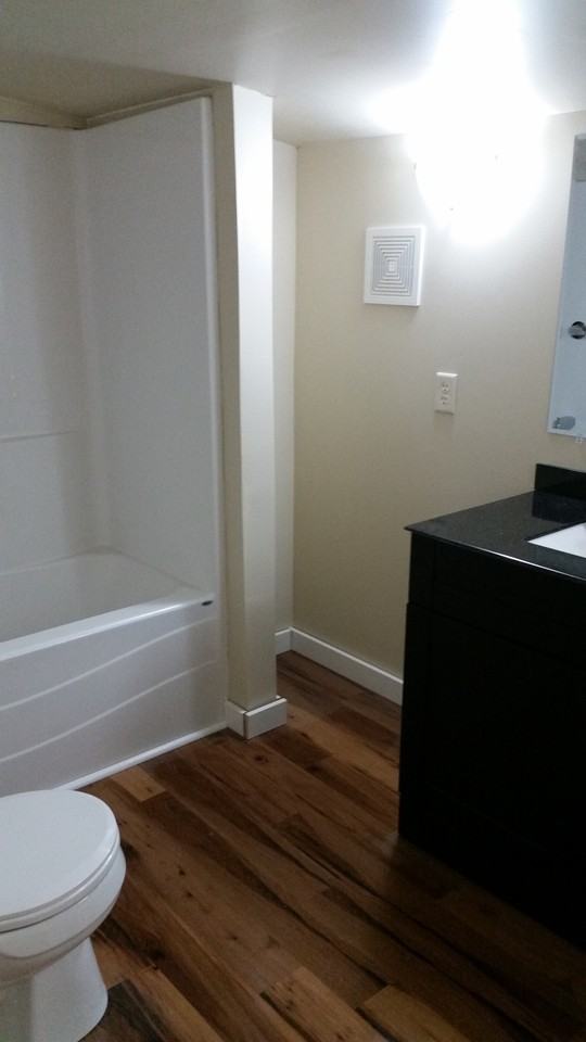 206 W Bluff St #NA - Photo 3 of 5
