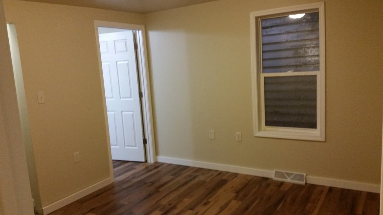 206 W Bluff St #NA - Photo 5 of 5