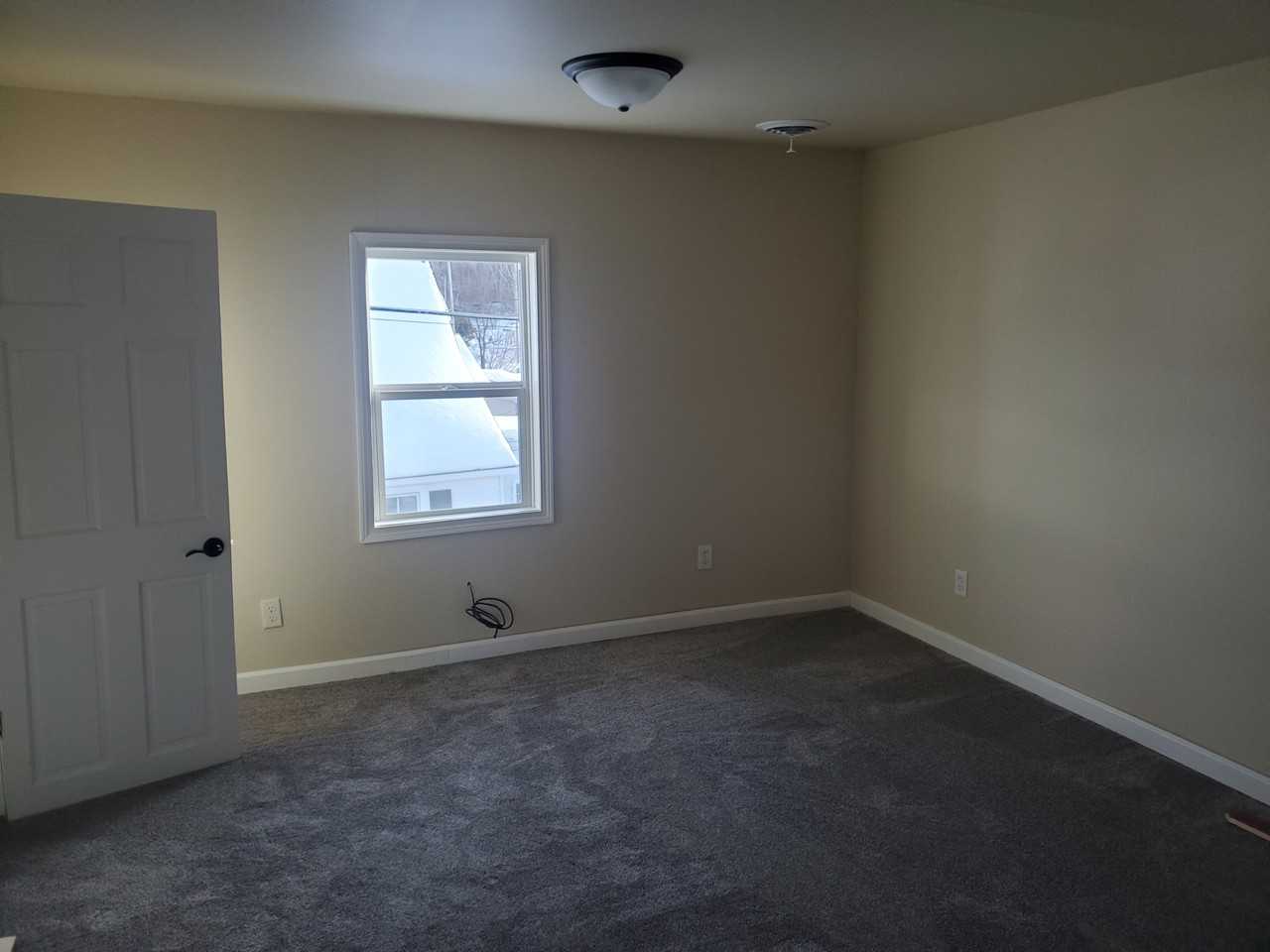 308 S Lake St #NA - Photo 4 of 9