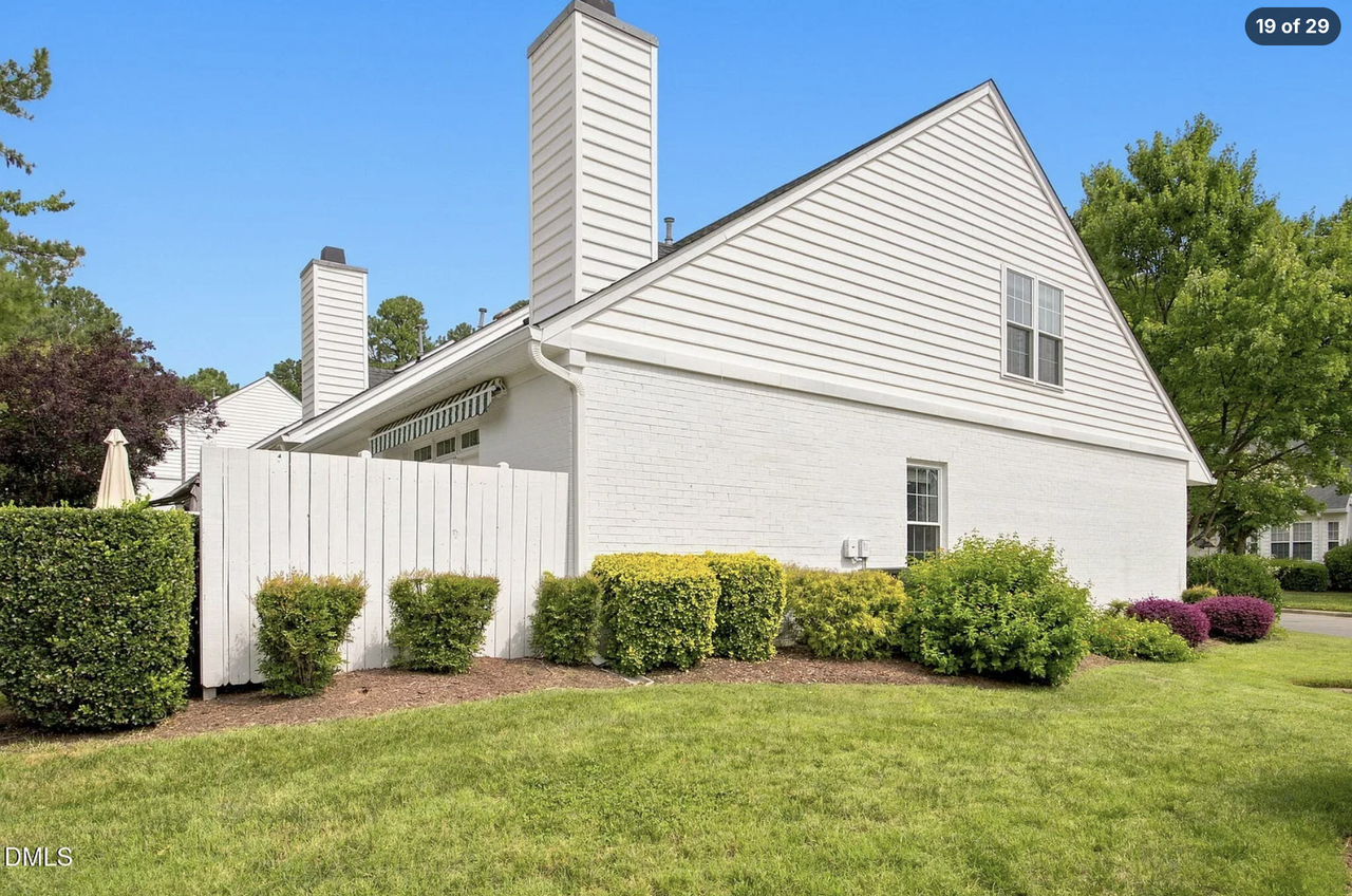 1601 Poets Glade Dr #NA - Photo 3 of 11