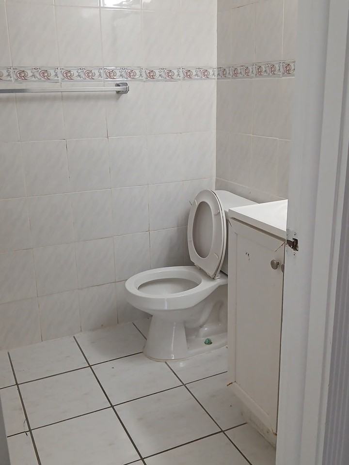 4719 Nw 7th St #201 - Photo 5 of 7