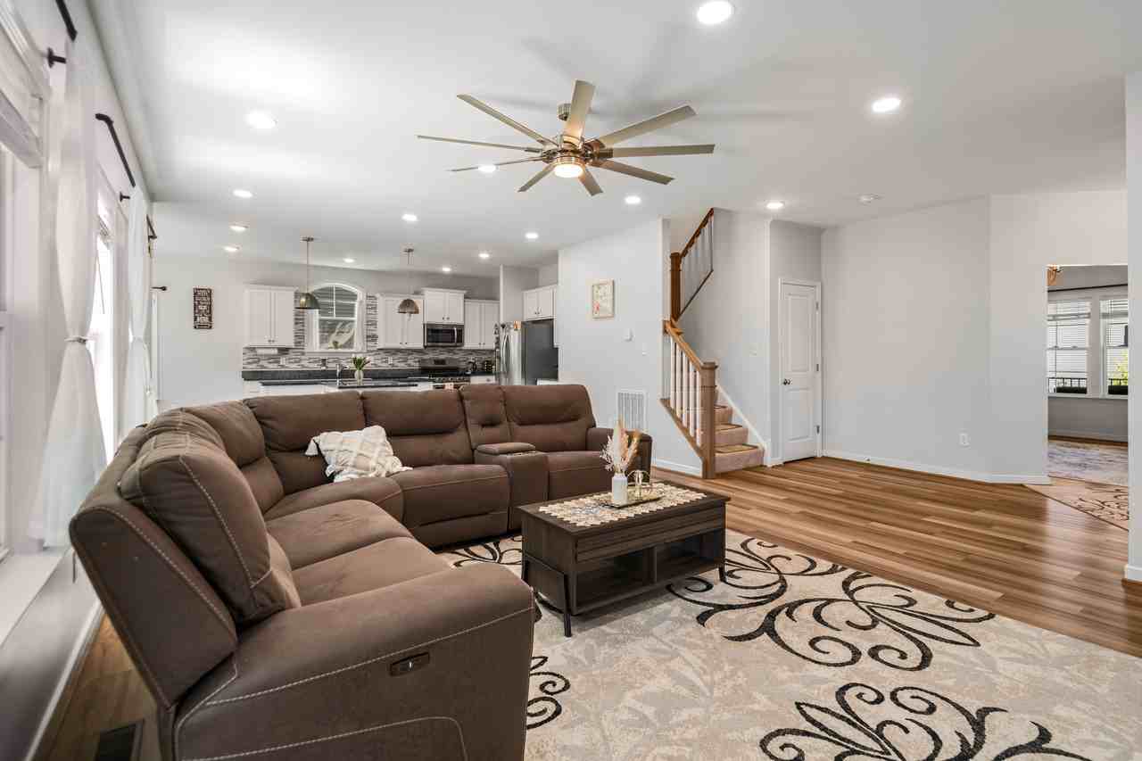 6501 Seven Falls Way #NA - Photo 5 of 19