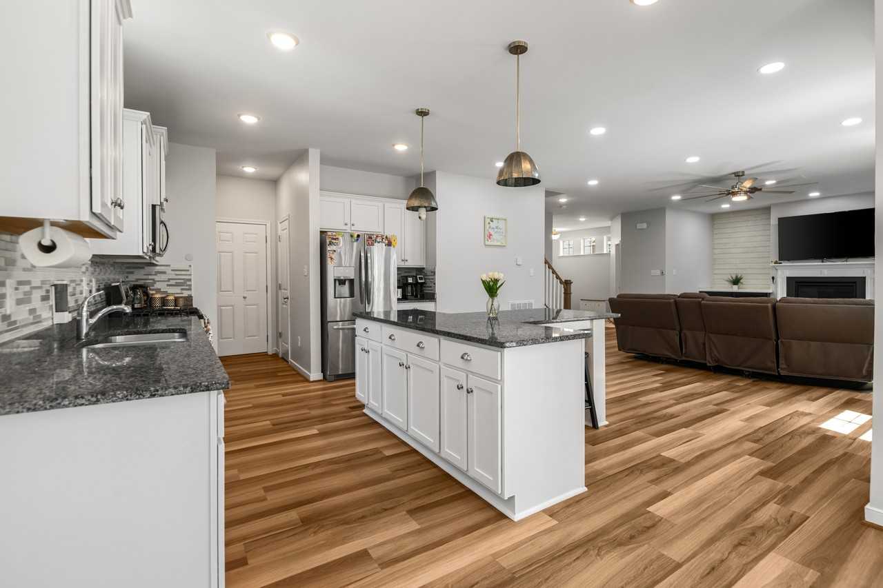 6501 Seven Falls Way #NA - Photo 7 of 19