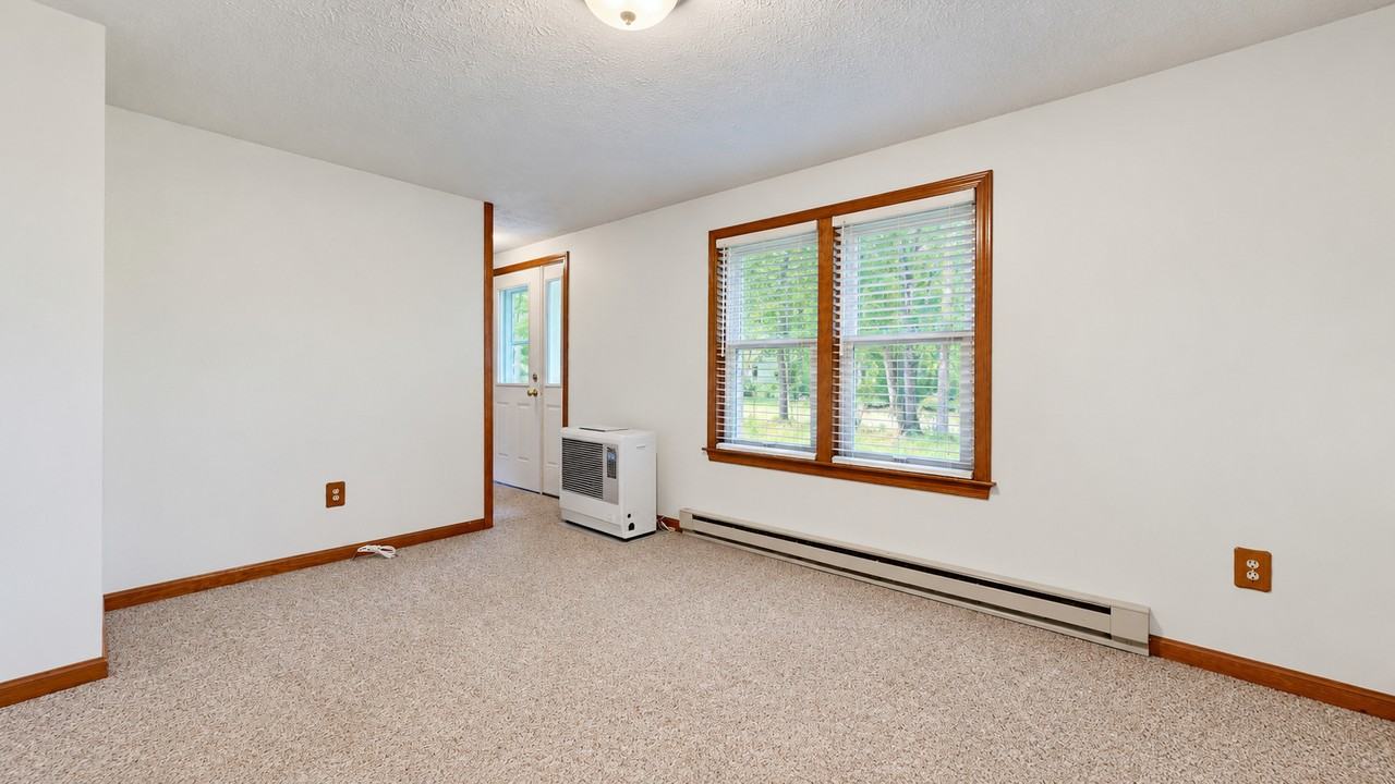 5 Iris Dr #NA - Photo 2 of 13