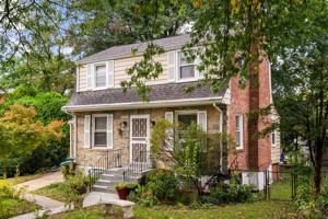 featured image of 4810 Russell Ave #NA