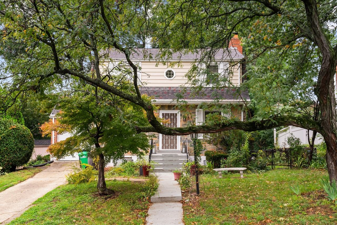 4810 Russell Ave #NA - Photo 2 of 30