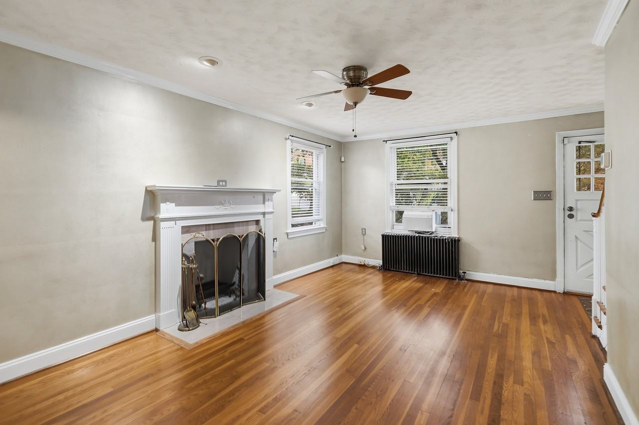 4810 Russell Ave #NA - Photo 3 of 30