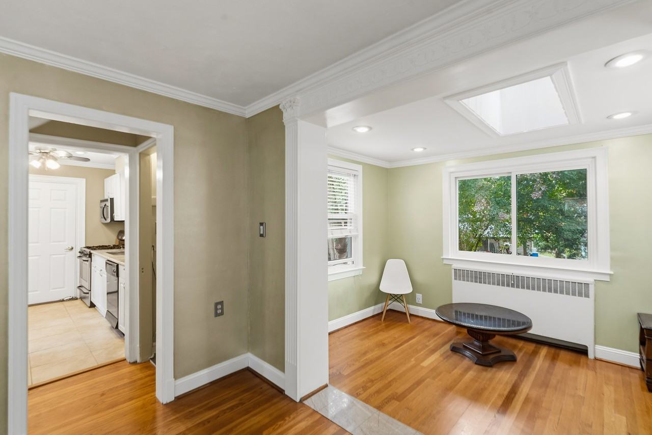 4810 Russell Ave #NA - Photo 5 of 30