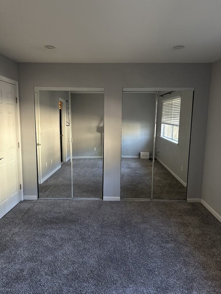 5728 Shadow Creek Dr #2 - Photo 3 of 8