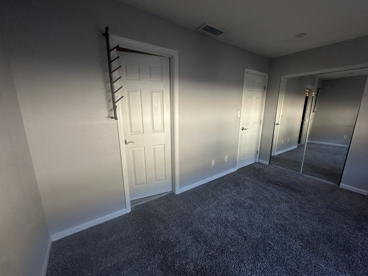 5728 Shadow Creek Dr #2 - Photo 5 of 8
