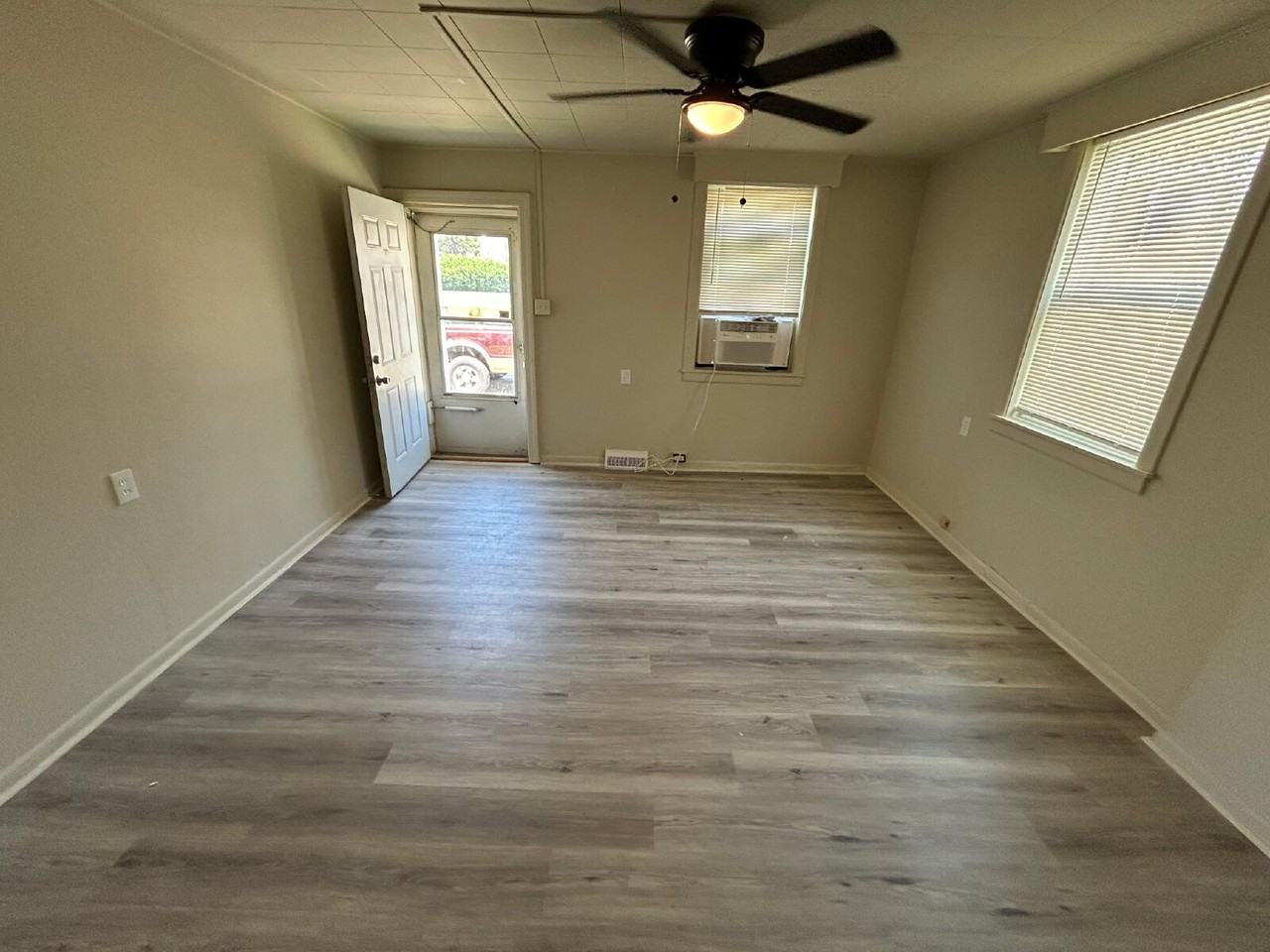 400 N 6th St #NA - Photo 3 of 5