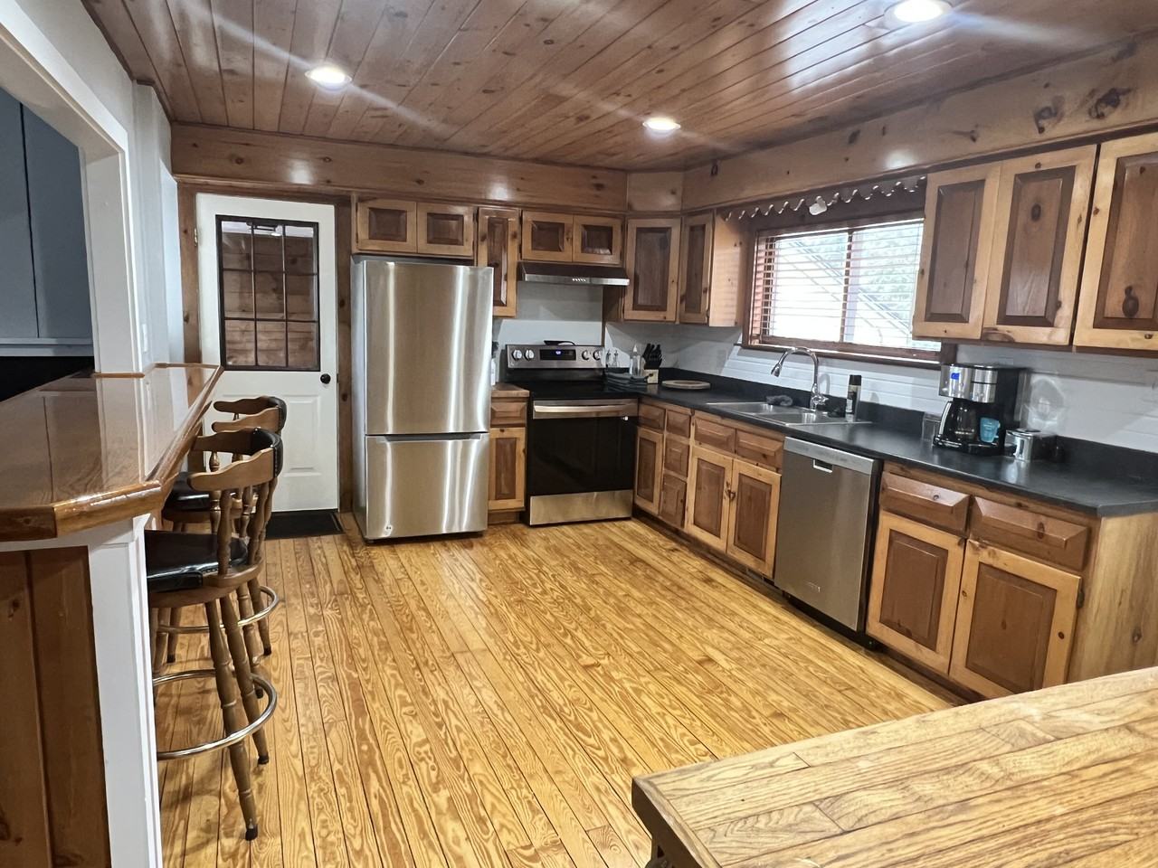 214 Temple Ave #NA - Photo 5 of 18