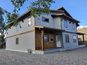 885 Oak St #B - Photo 1 of 1