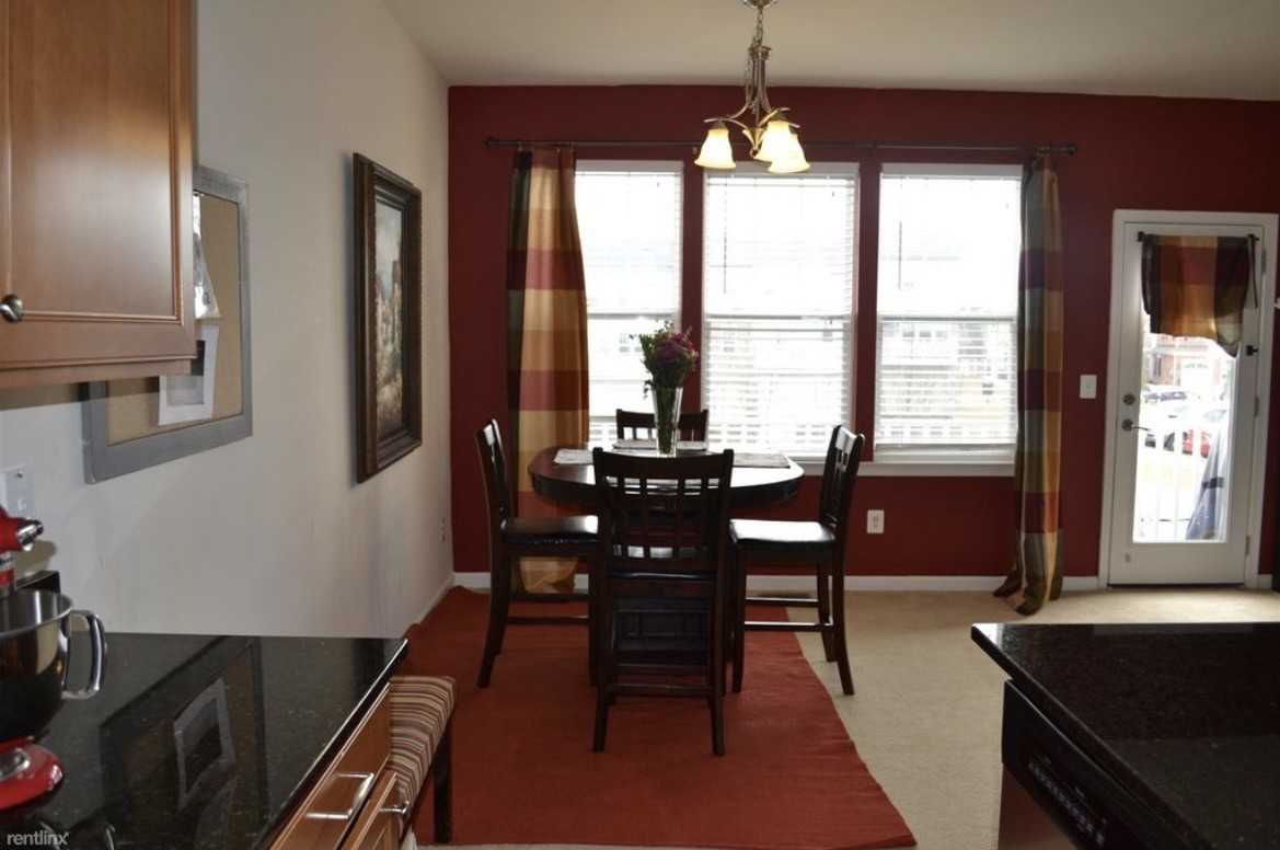 43913 Eastgate View Dr #43914 - Photo 5 of 11