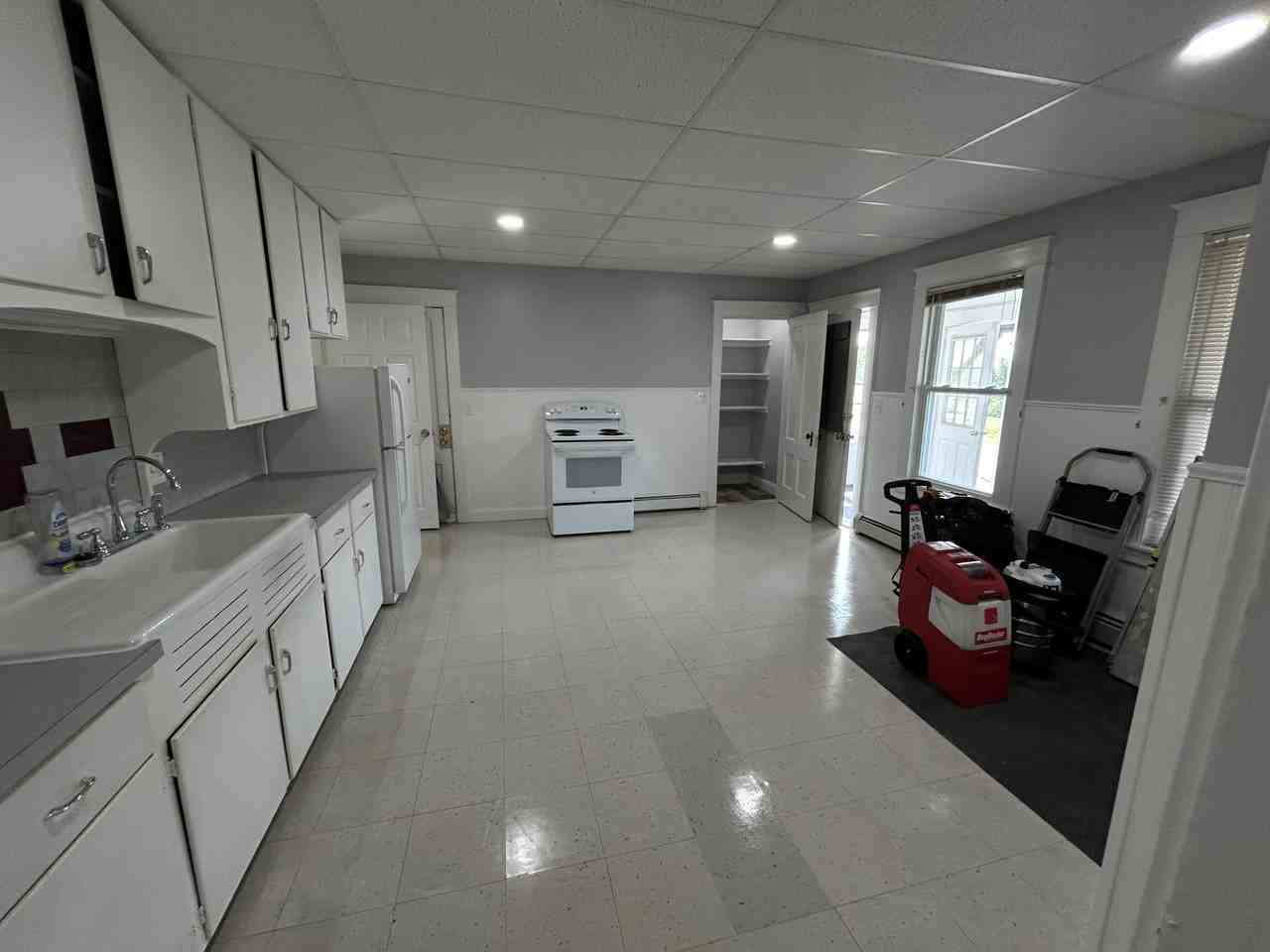 12 Bellevue St #1 - Photo 2 of 16