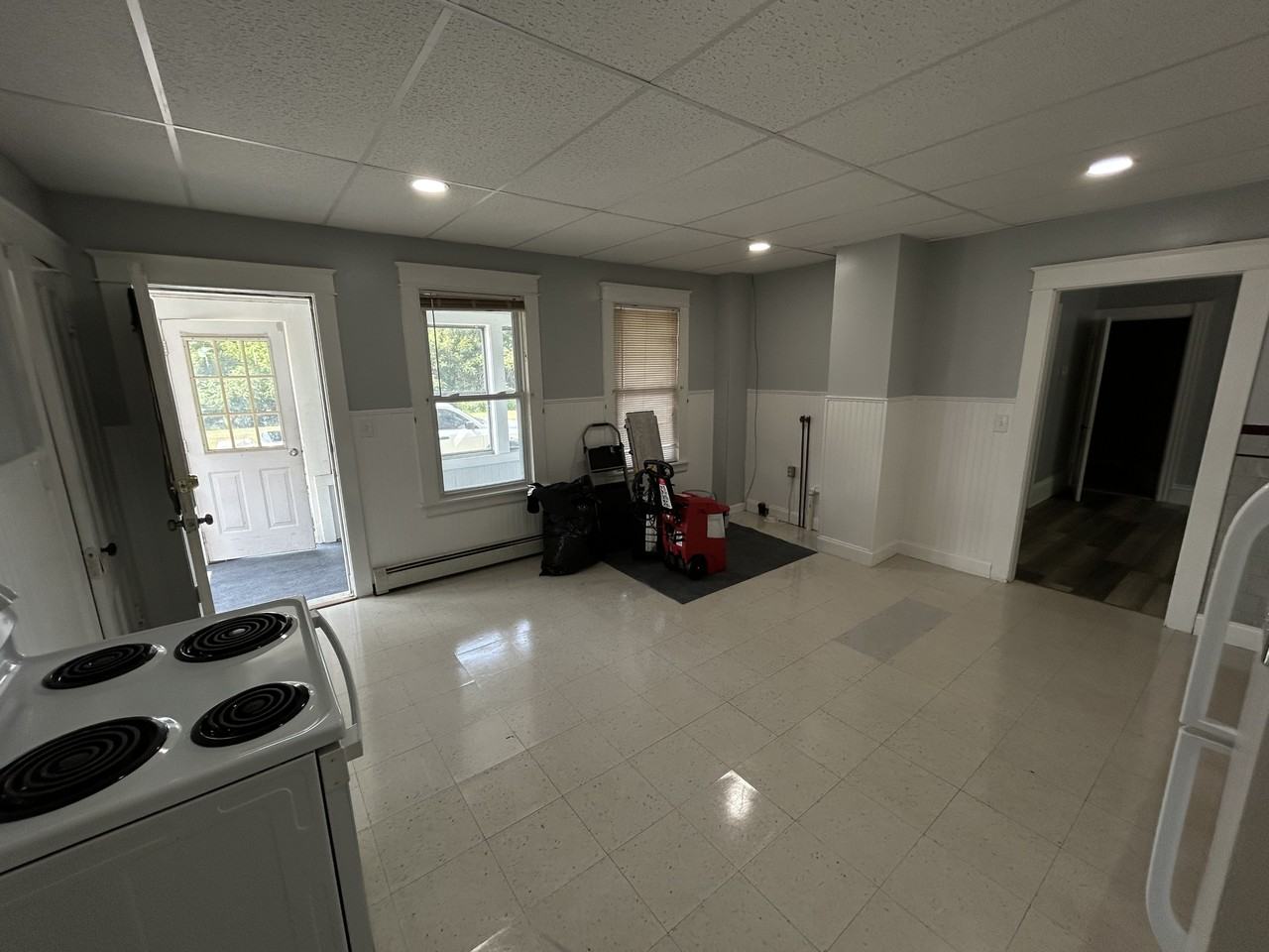 12 Bellevue St #1 - Photo 3 of 16