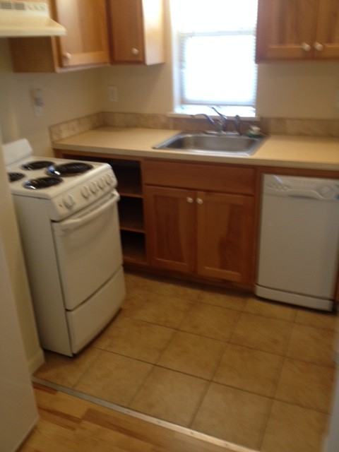 260 W 6th Ave #8 - Photo 2 of 16
