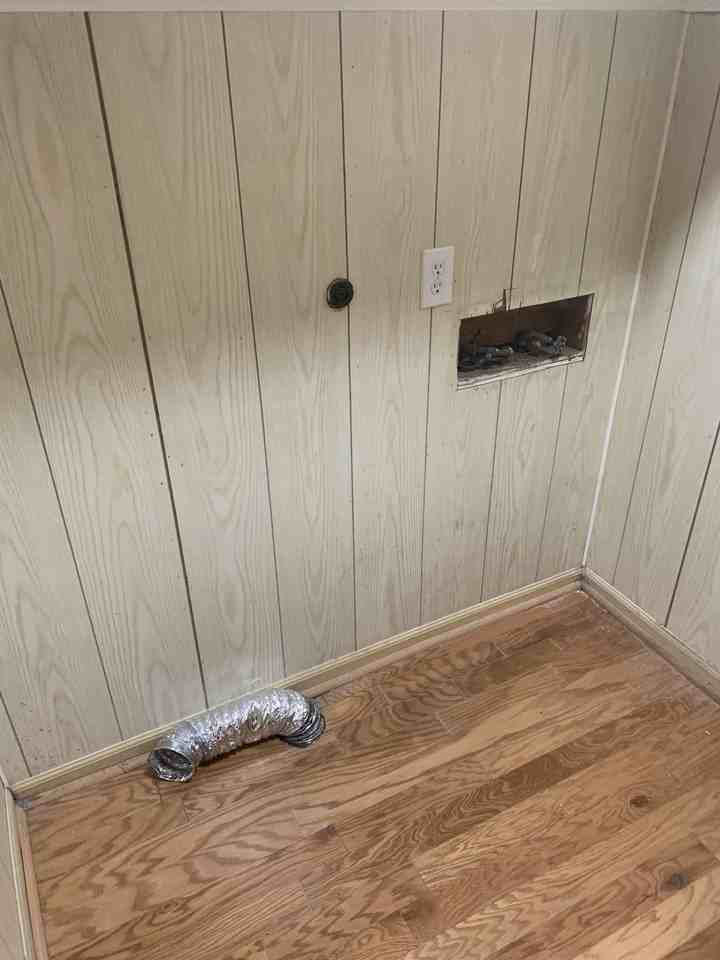 105 Acadia Dr Nw #1 - Photo 3 of 5
