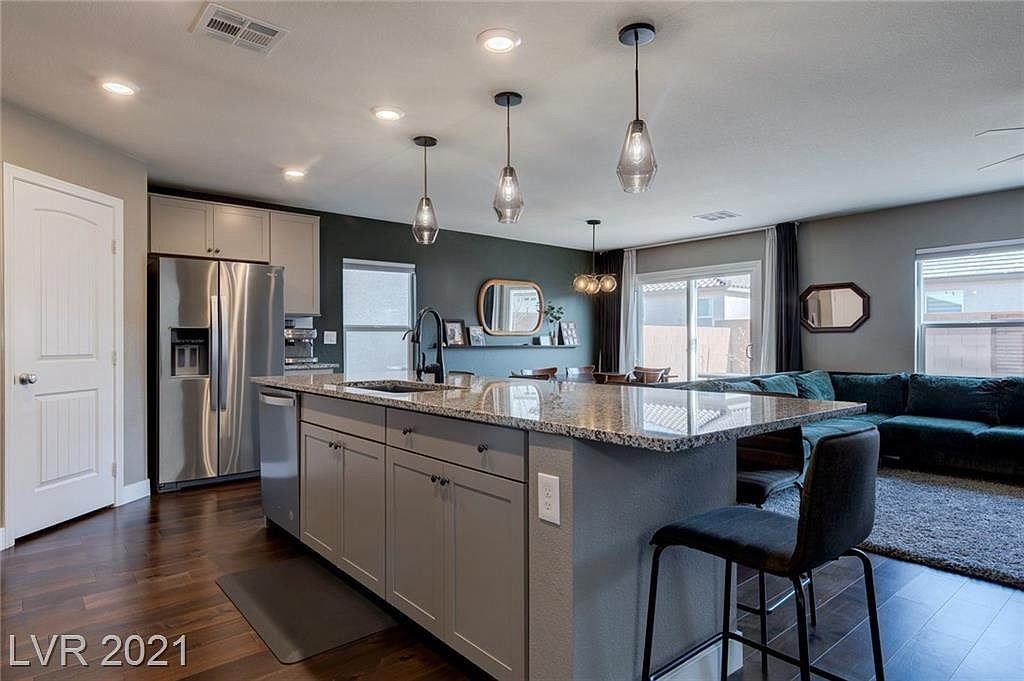 7930 Brookside Falls Ct #NA - Photo 3 of 39