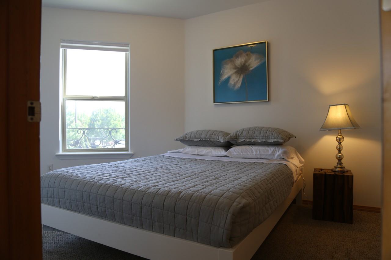 315 E Main St #D - Photo 4 of 15
