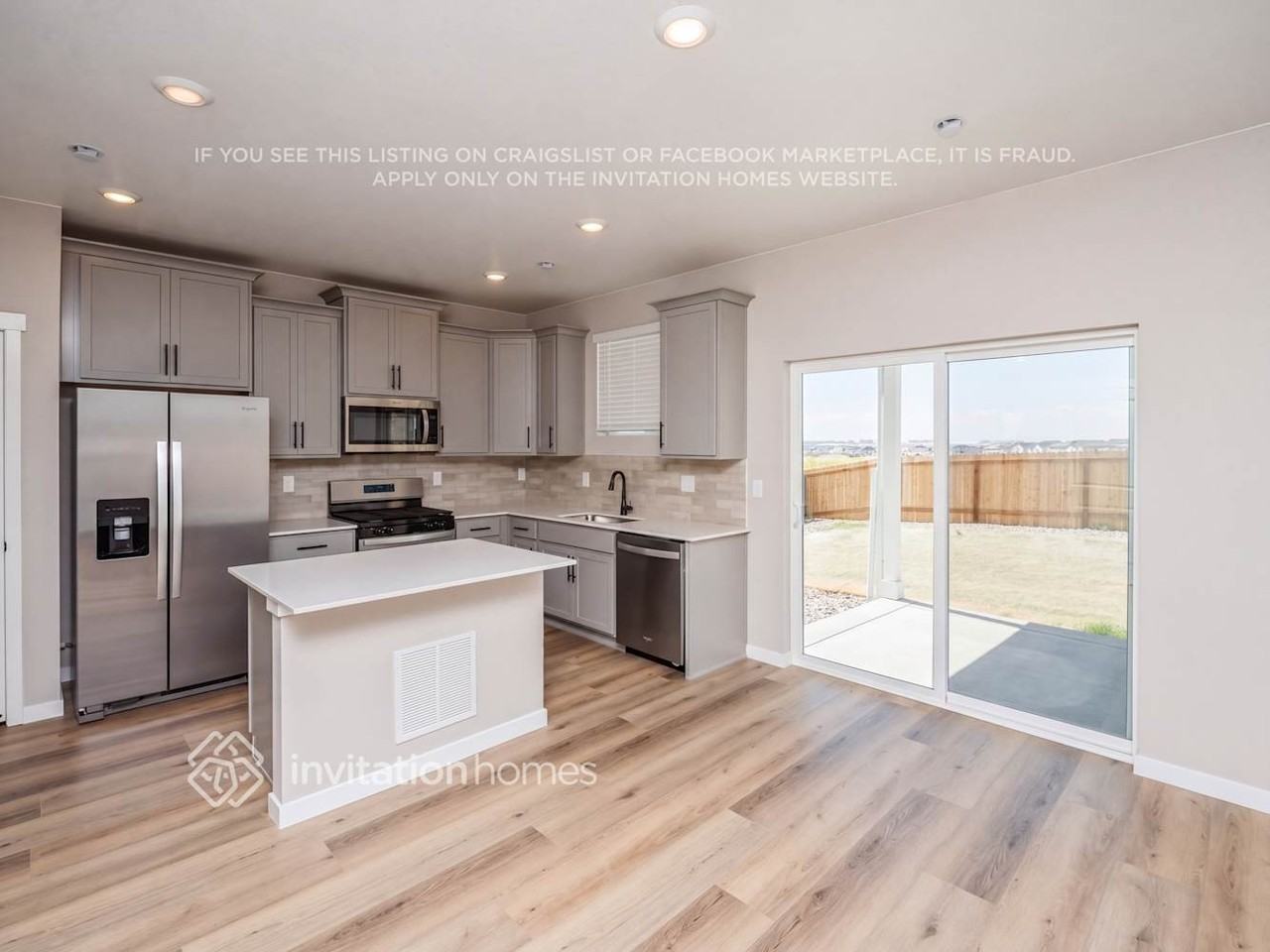 9351 Yampa St - Photo 5 of 23