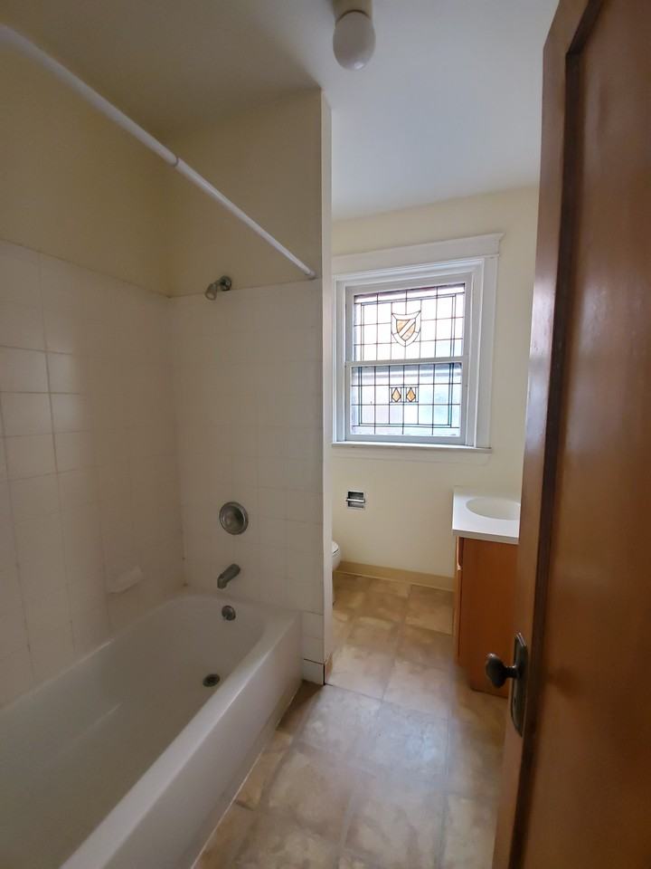 5861 Nina Pl #1W - Photo 3 of 10