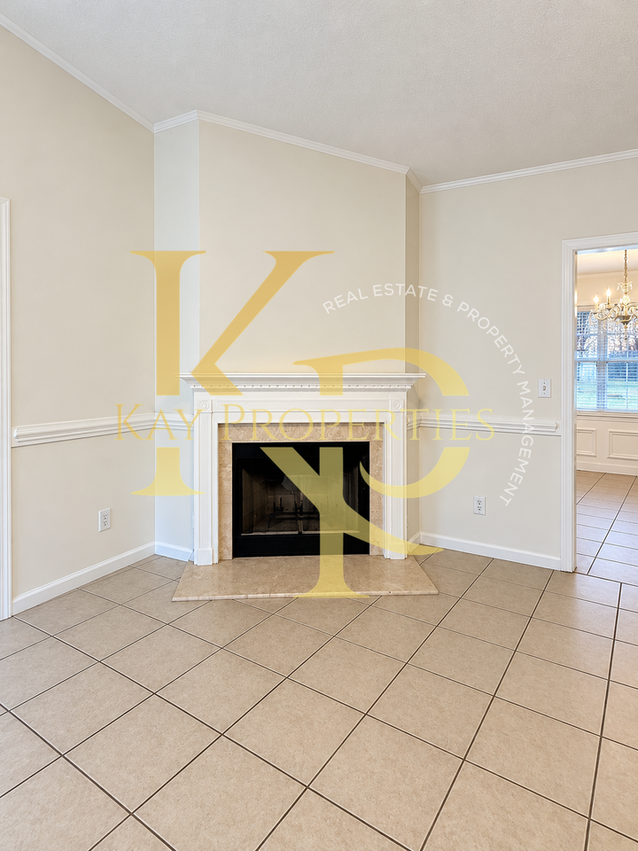 136 Creek Commons Ave - Photo 4 of 20