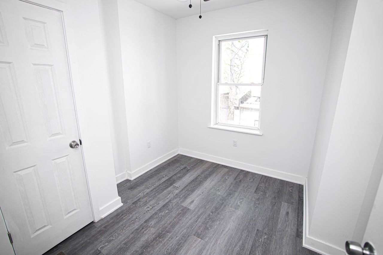 1721 W Lippincott St - Photo 6 of 11