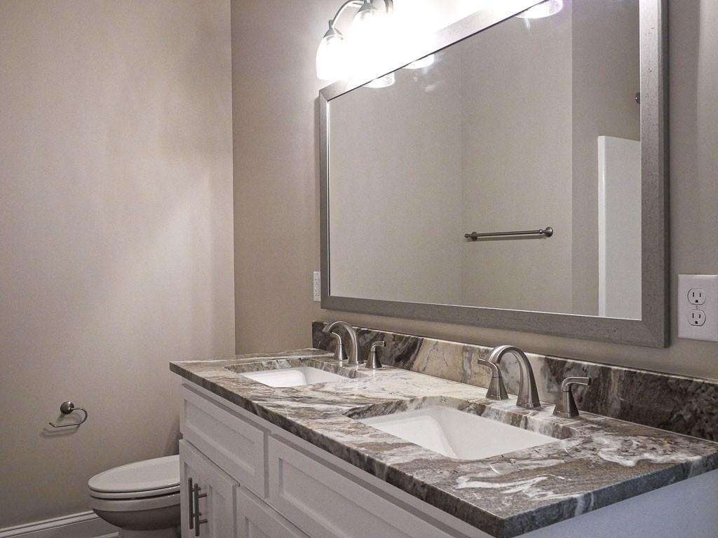 1356 Summer Cir - Photo 4 of 20