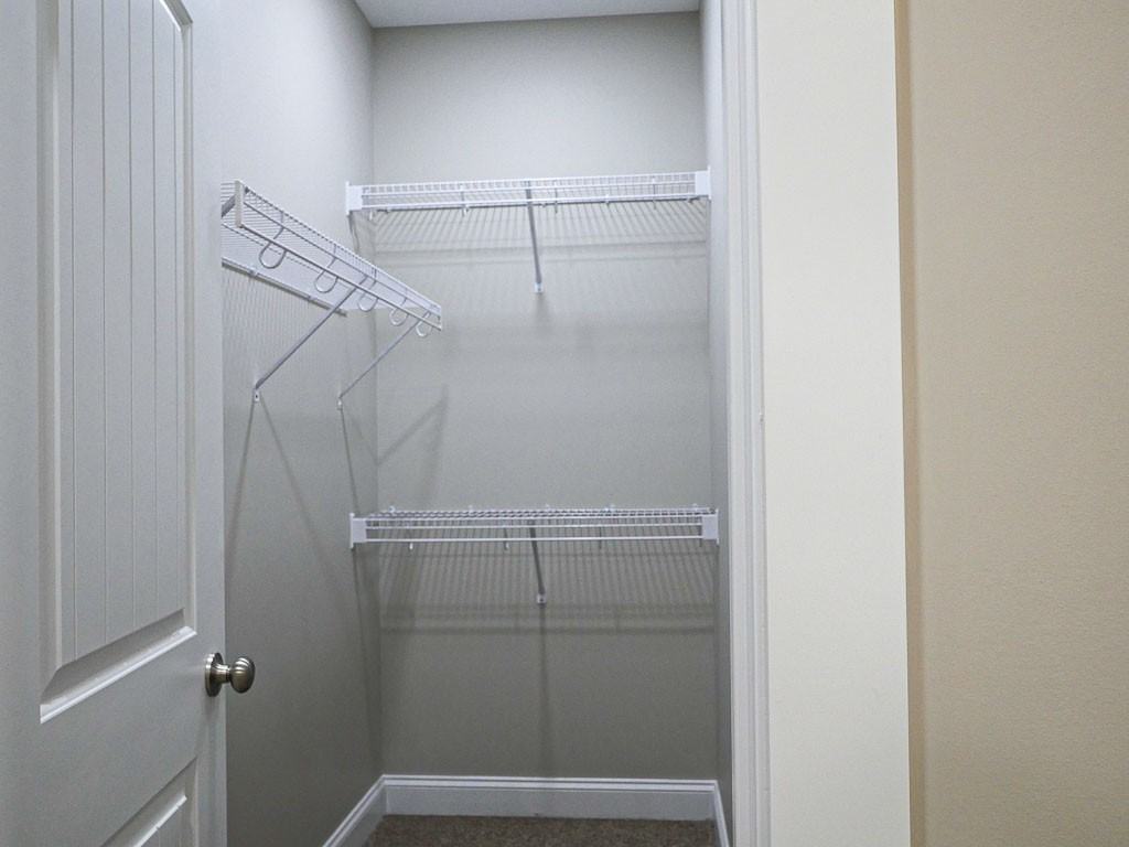 1358 Summer Cir - Photo 4 of 20